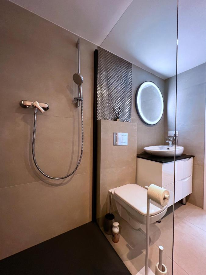 Apartament Calm Przy Rynku Z Klimatyzacja I Parkingiem Kielce Exteriér fotografie